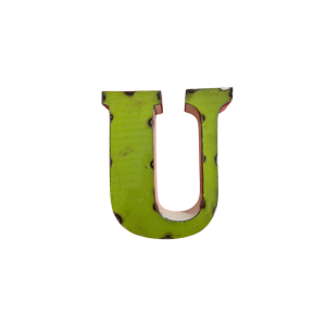 Un "U" majuscule avec une finition verte en détresse et des marques noires donne un aspect rustique et altéré - parfait pour être associé à la Lettre A déco métal recyclé de 15 cm pour une ambiance industrielle. La lettre apparaît en métal ou en bois peint.
