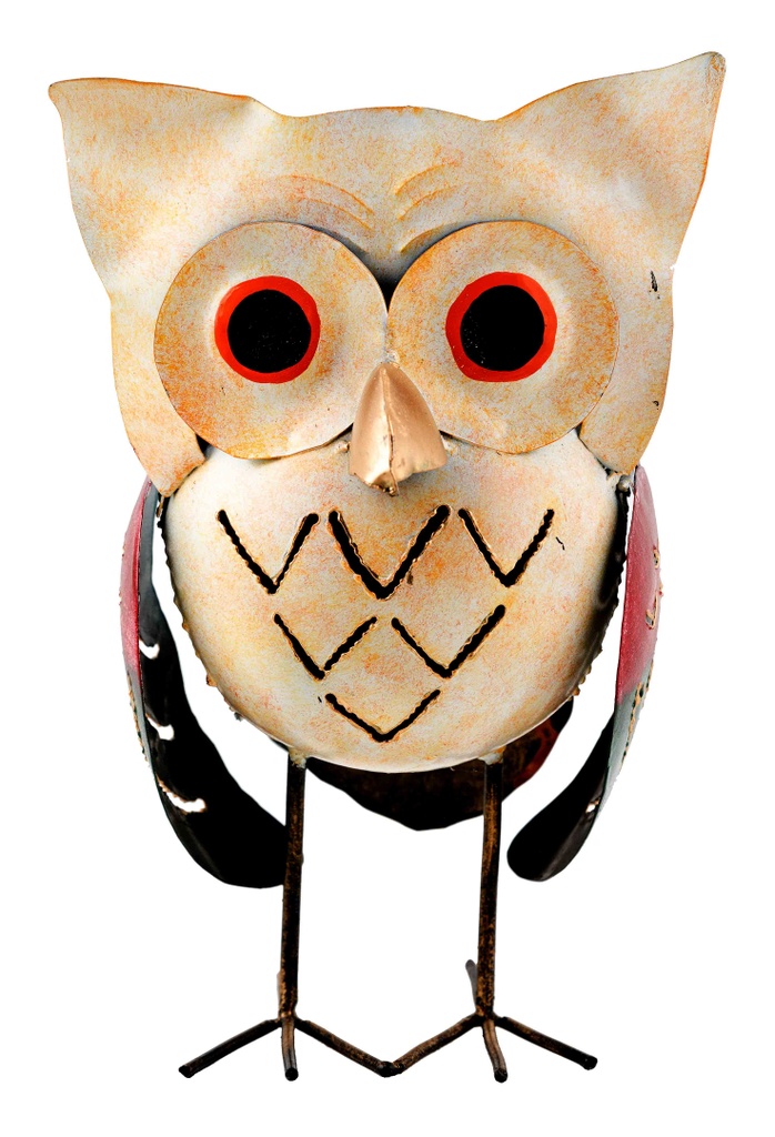 Le Hibou Boule Métal (couleurs aléatoires) est une sculpture fantaisiste de hibou en métal avec de grands yeux ronds, un visage beige, des ailes rouges et des zigzags noirs sur la poitrine. Il se tient sur de fines pattes en métal sur un fond blanc.
