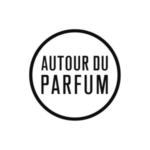 Le texte noir "AUTOUR DU PARFUM" en caractères gras et majuscules est centré à l'intérieur d'un cercle noir sur fond blanc.