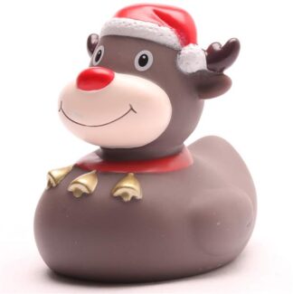 Un canard en caoutchouc en forme de renne, de couleur marron, avec des bois, un nez rouge et un bonnet de Père Noël rouge, portant un collier rouge orné de clochettes dorées.