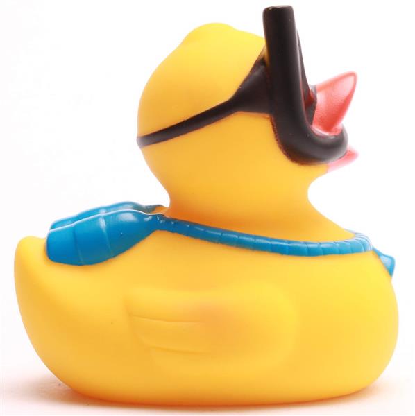Canard en caoutchouc jaune portant un masque de plongée noir et une bouteille d'air bleue, tourné vers la droite.